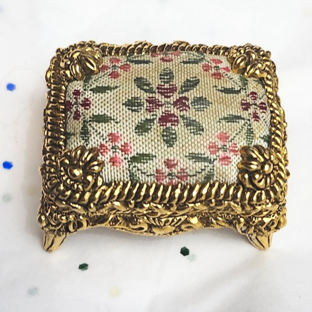 Vtg Corday Fame Le Tabouret Gold Tone Upholstered Foot Stool Perfume Solid